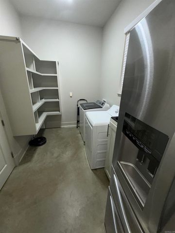 110 Shady Thicket Lane, Little Rock, AR 72204