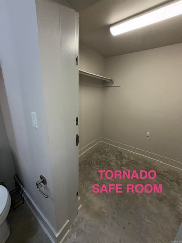 110 Shady Thicket Lane, Little Rock, AR 72204