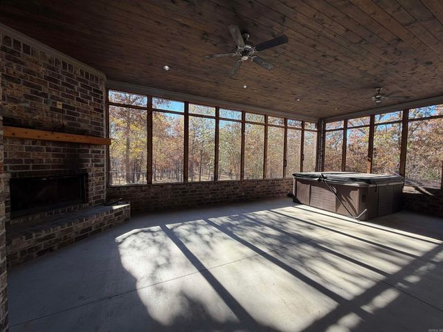 110 Shady Thicket Lane, Little Rock, AR 72204