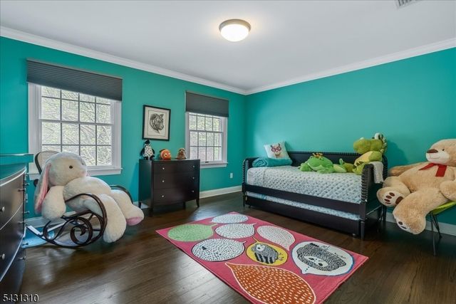 12 Beacon Hill Dr, Chester Twp., NJ 07930