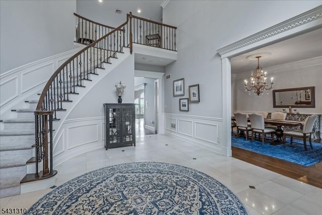 12 Beacon Hill Dr, Chester Twp., NJ 07930