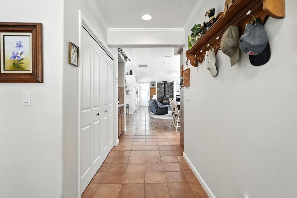 Image 13 of property listing at 44550 Windsong Way, Ahwahnee, CA 93601