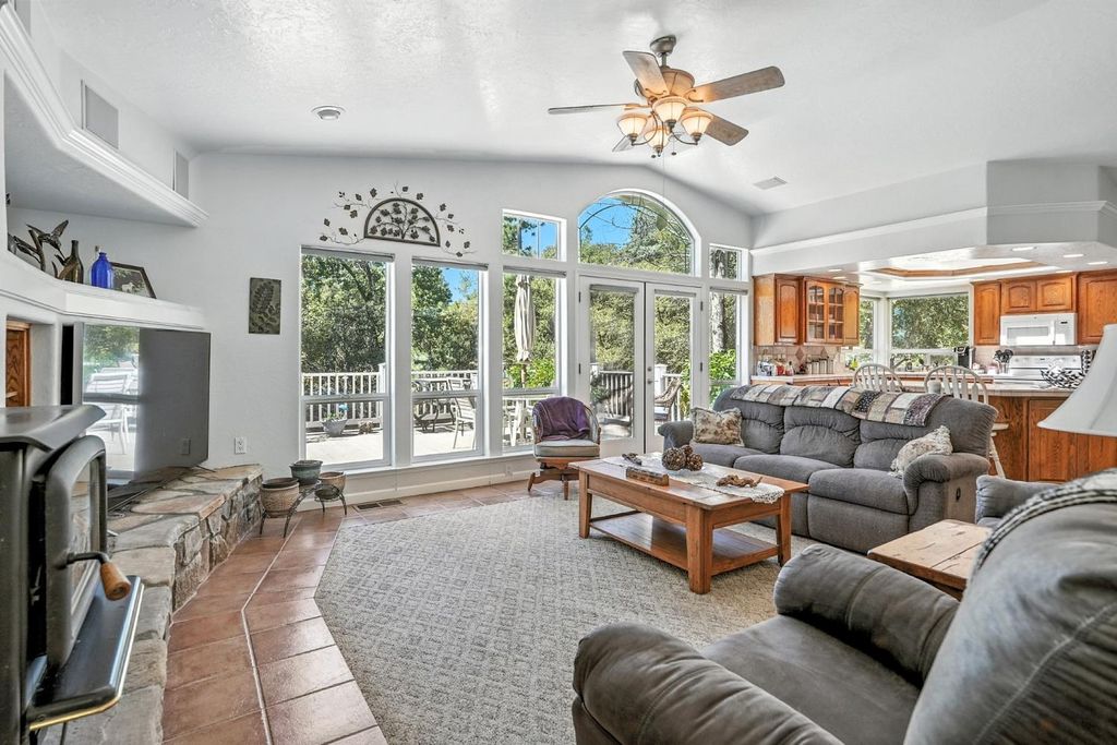 Image 24 of property listing at 44550 Windsong Way, Ahwahnee, CA 93601