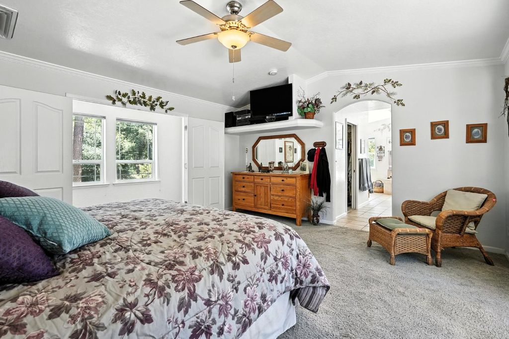 Image 28 of property listing at 44550 Windsong Way, Ahwahnee, CA 93601