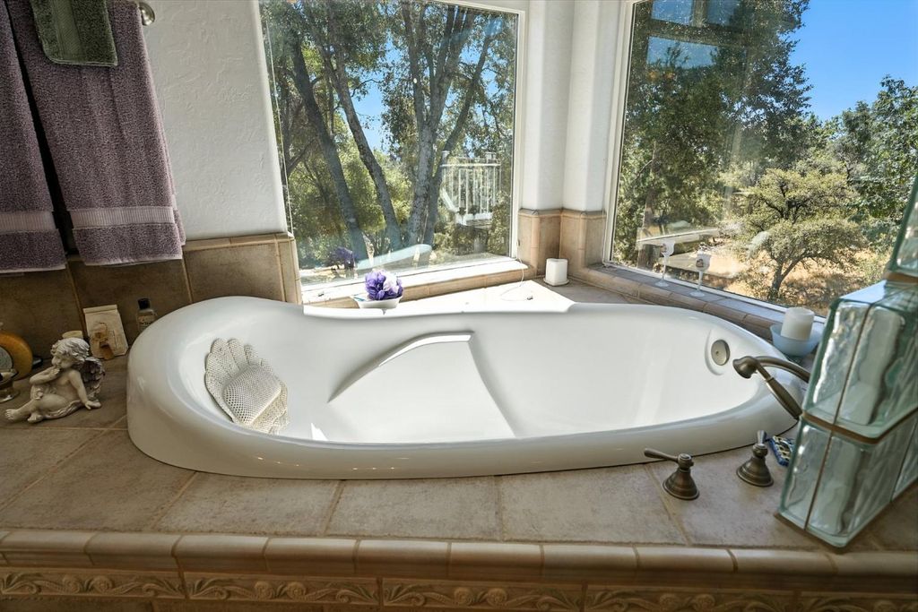 Image 31 of property listing at 44550 Windsong Way, Ahwahnee, CA 93601