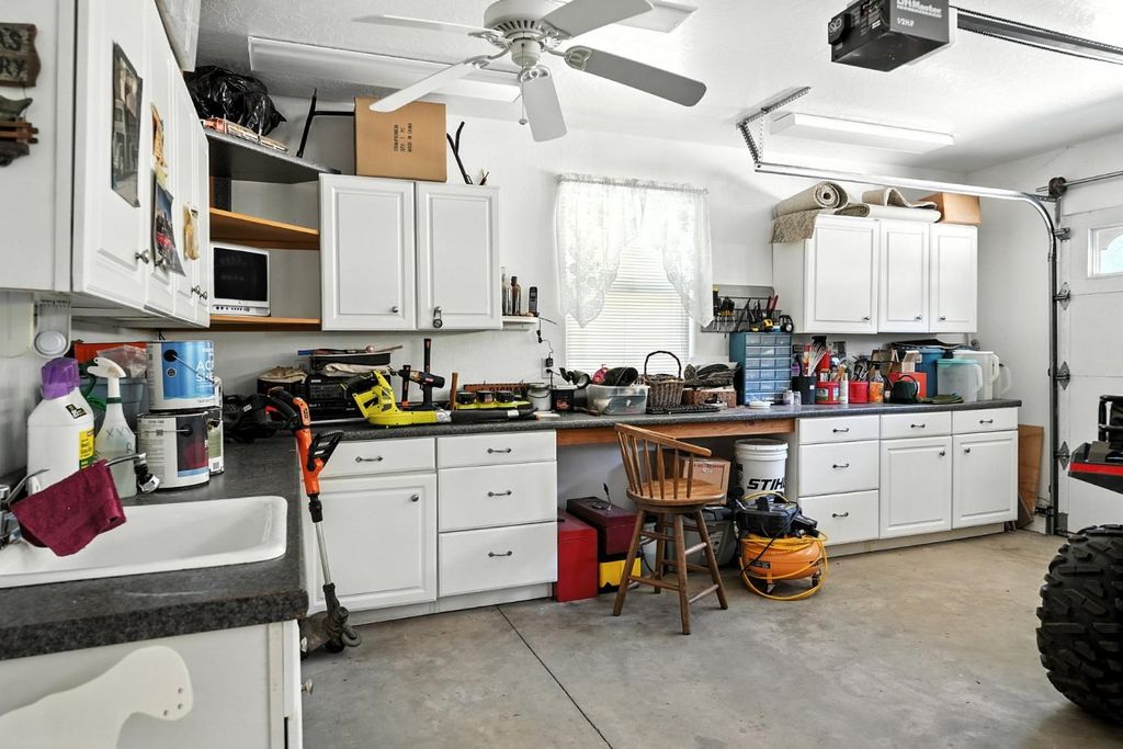 Image 40 of property listing at 44550 Windsong Way, Ahwahnee, CA 93601