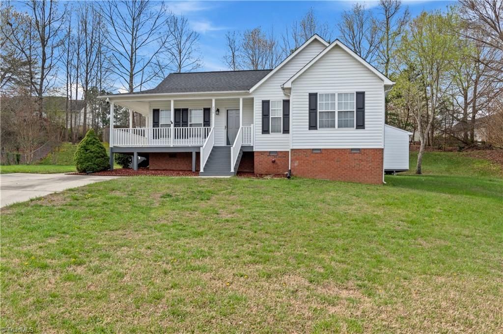 250 Cloverfield Court, Winston-salem, NC 27127