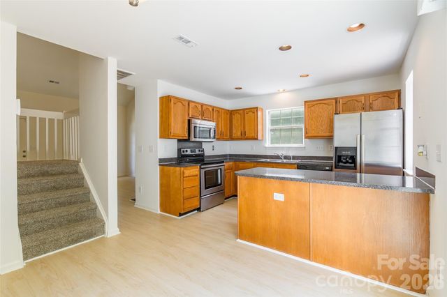 5840 Prescott Court, Charlotte, NC 28269