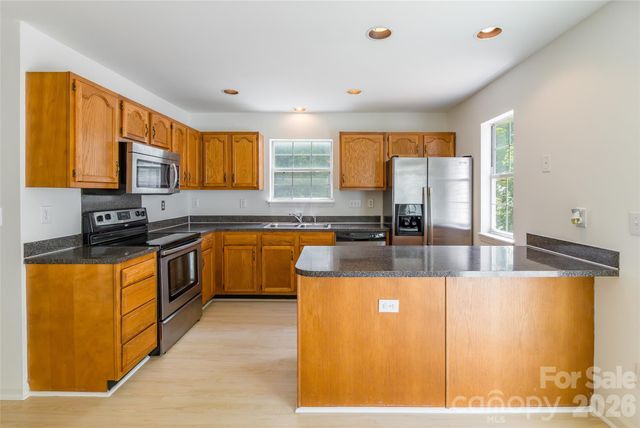 5840 Prescott Court, Charlotte, NC 28269