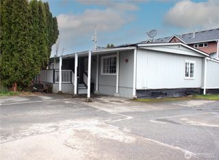 24415 64th Avenue S #16, Kent, WA 98032