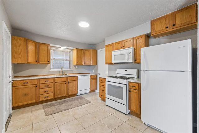 120 E Morningside Drive, Midwest City, OK 73110