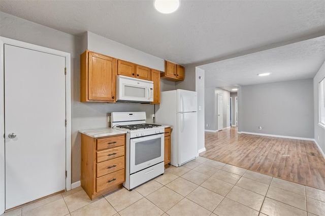 120 E Morningside Drive, Midwest City, OK 73110