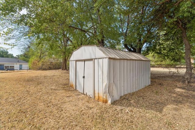 120 E Morningside Drive, Midwest City, OK 73110
