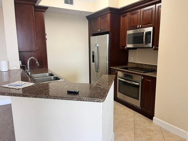 1660 Renaissance Commons Boulevard, Boynton Beach, FL 33426