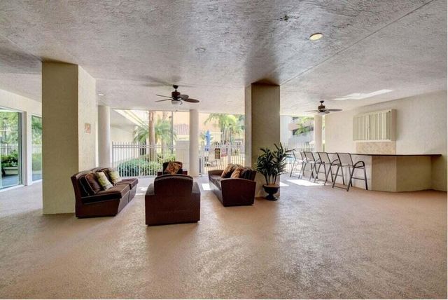 1660 Renaissance Commons Boulevard, Boynton Beach, FL 33426