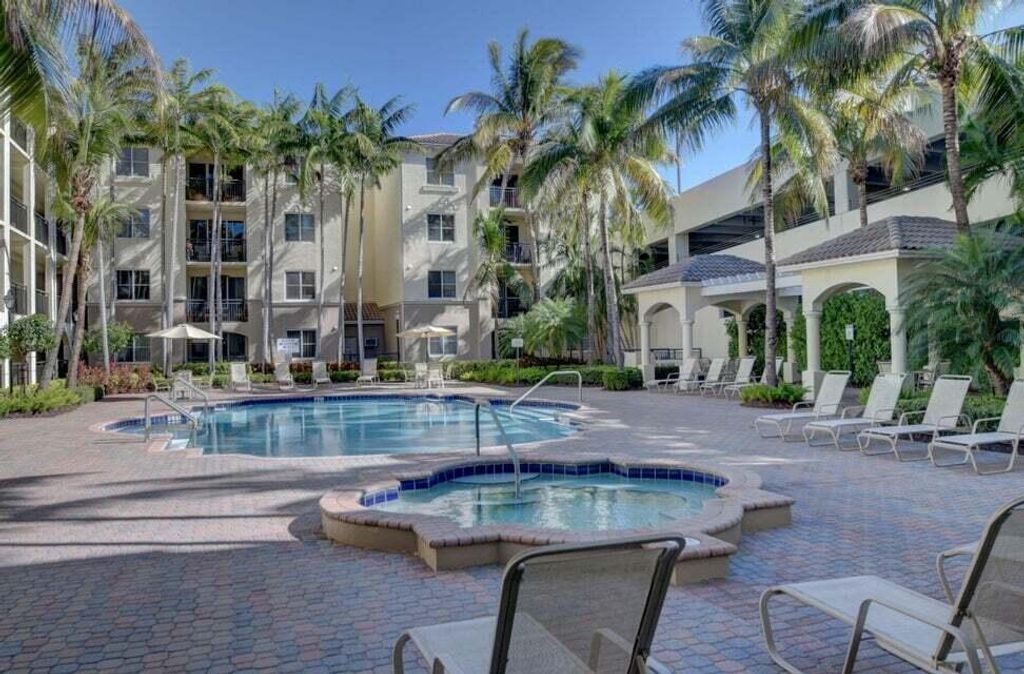 1660 Renaissance Commons Boulevard, Boynton Beach, FL 33426