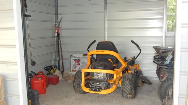 142 County Road 1332, Liberty, TX 77575