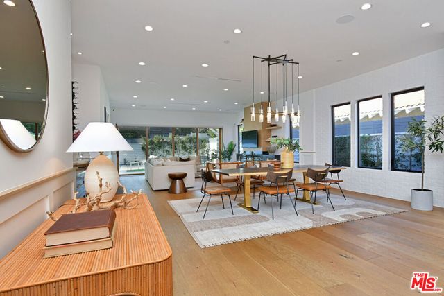 4809 Genesta Avenue, Encino, CA 91316