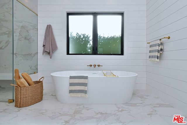 4809 Genesta Avenue, Encino, CA 91316