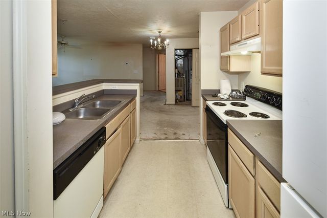 29828 Center Ridge Drive 217, Westlake, OH 44145