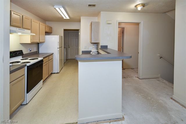 29828 Center Ridge Drive 217, Westlake, OH 44145