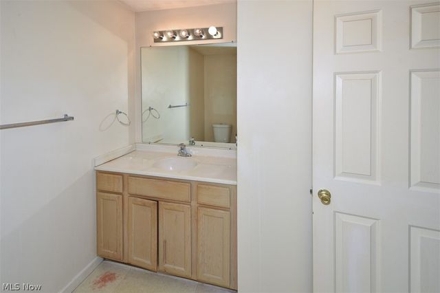 29828 Center Ridge Drive 217, Westlake, OH 44145