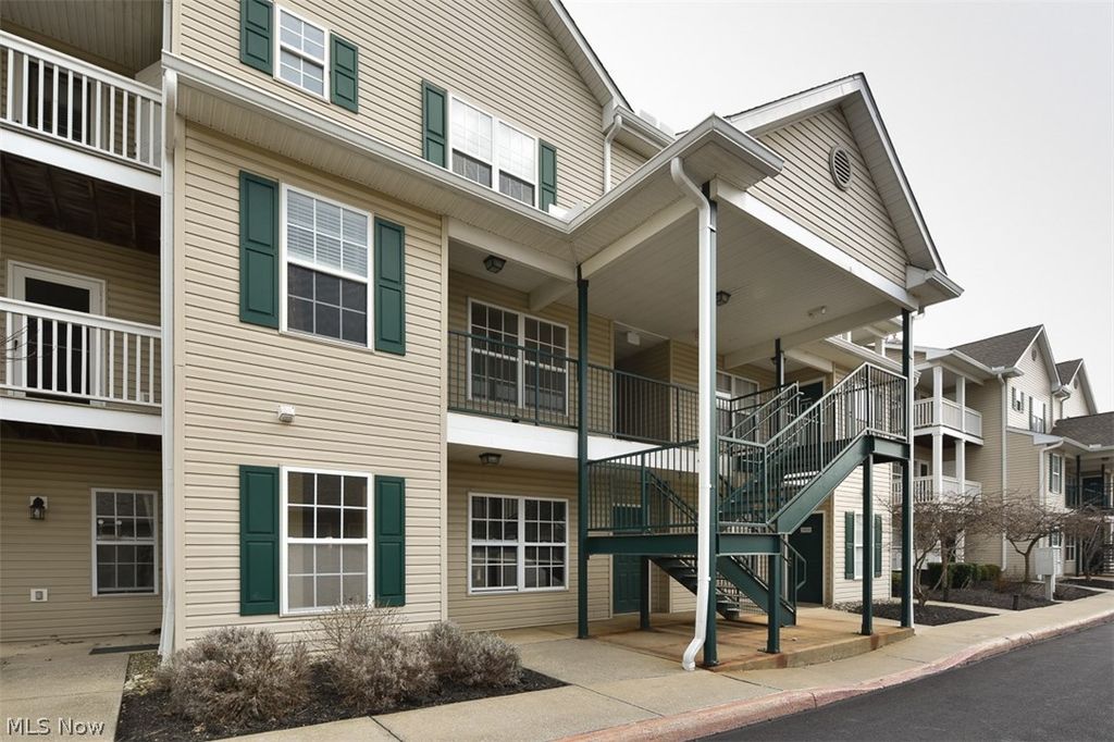 29828 Center Ridge Drive 217, Westlake, OH 44145