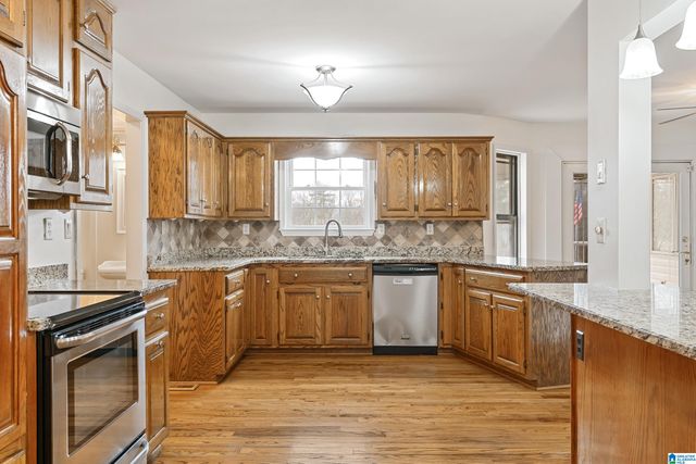 6672 SERVICE ROAD, Trussville, AL 35173