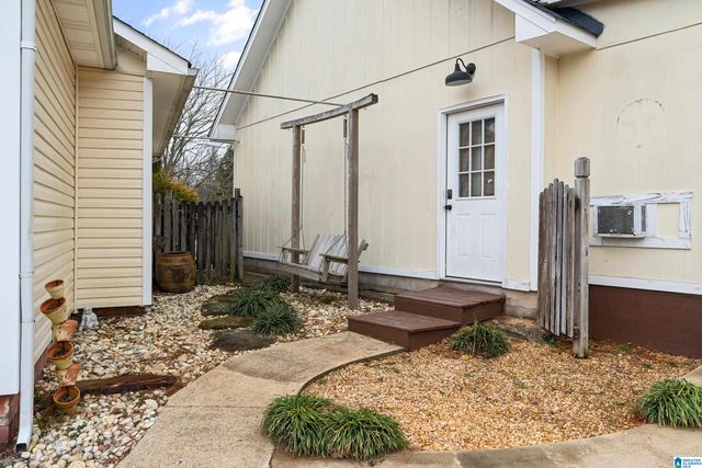 6672 SERVICE ROAD, Trussville, AL 35173