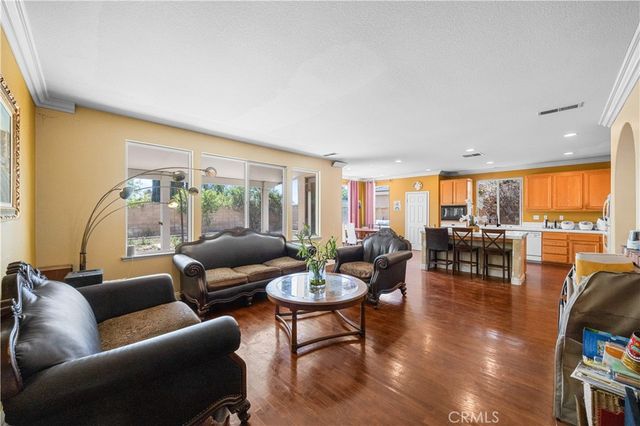 7342 Excelsior Dr, Eastvale, CA 92880