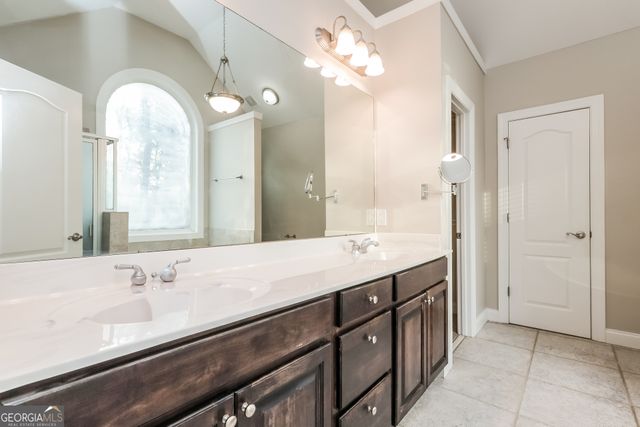 1515 Royce Drive, Locust Grove, GA 30248