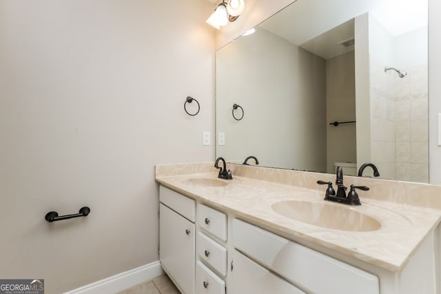 1515 Royce Drive, Locust Grove, GA 30248