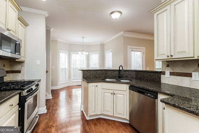 1515 Royce Drive, Locust Grove, GA 30248