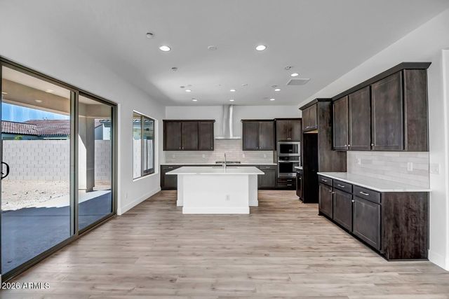 20049 W CAMPBELL Avenue, Litchfield Park, AZ 85340