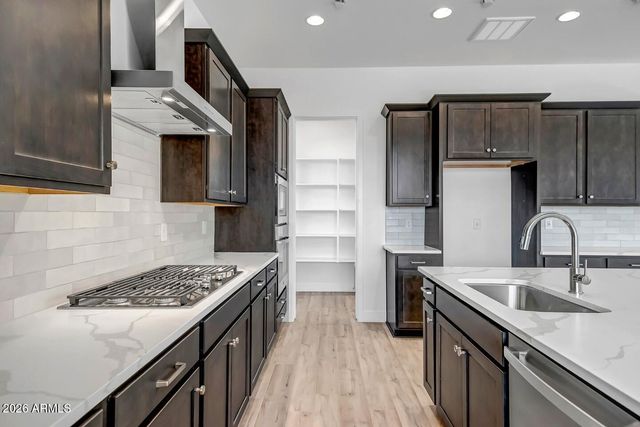 20049 W CAMPBELL Avenue, Litchfield Park, AZ 85340