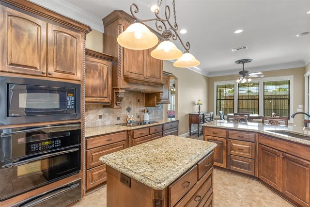 225 Welham Trace, Bossier City, LA 71112