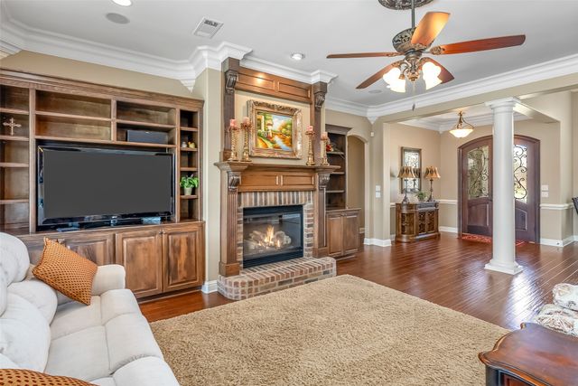 225 Welham Trace, Bossier City, LA 71112