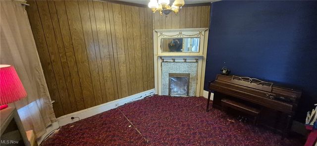 2201 E 36th Street, Cleveland, OH 44115