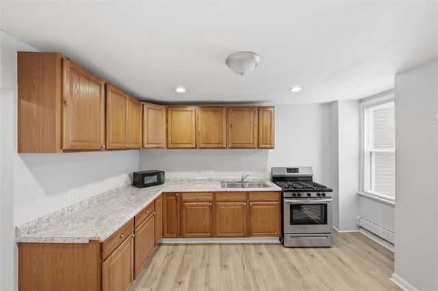 519 3rd Avenue, Carnegie, PA 15106