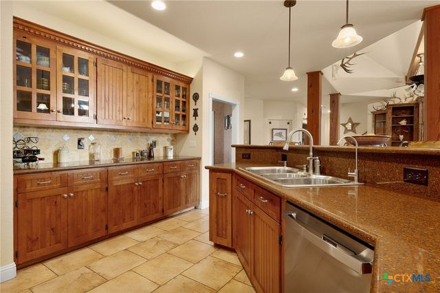 246 Stonebrook Ridge, New Braunfels, TX 78132