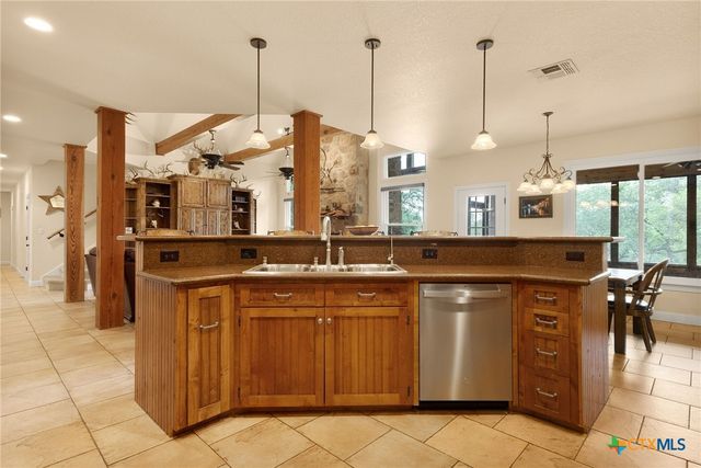 246 Stonebrook Ridge, New Braunfels, TX 78132