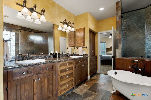 246 Stonebrook Ridge, New Braunfels, TX 78132