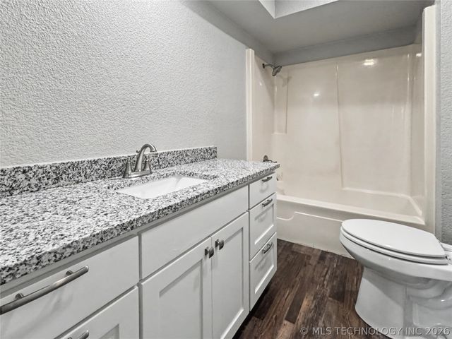 1202 S Ross Avenue, Tahlequah, OK 74464