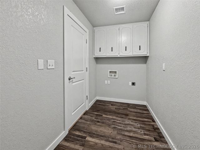 1202 S Ross Avenue, Tahlequah, OK 74464