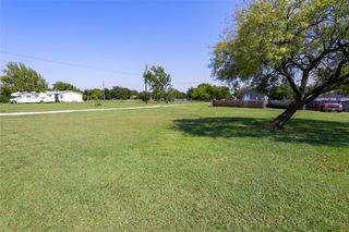 8916 Buttercup Court, Alvarado, TX 76009