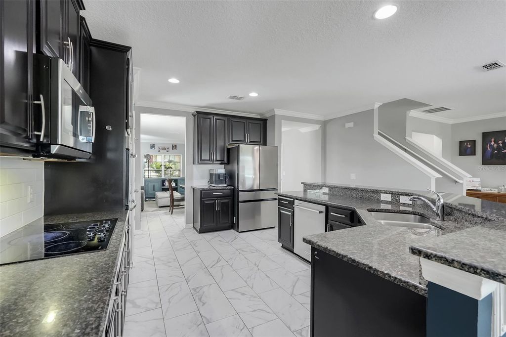 Image 23 of property listing at 693 BLACK EAGLE DRIVE, Groveland, FL 34736