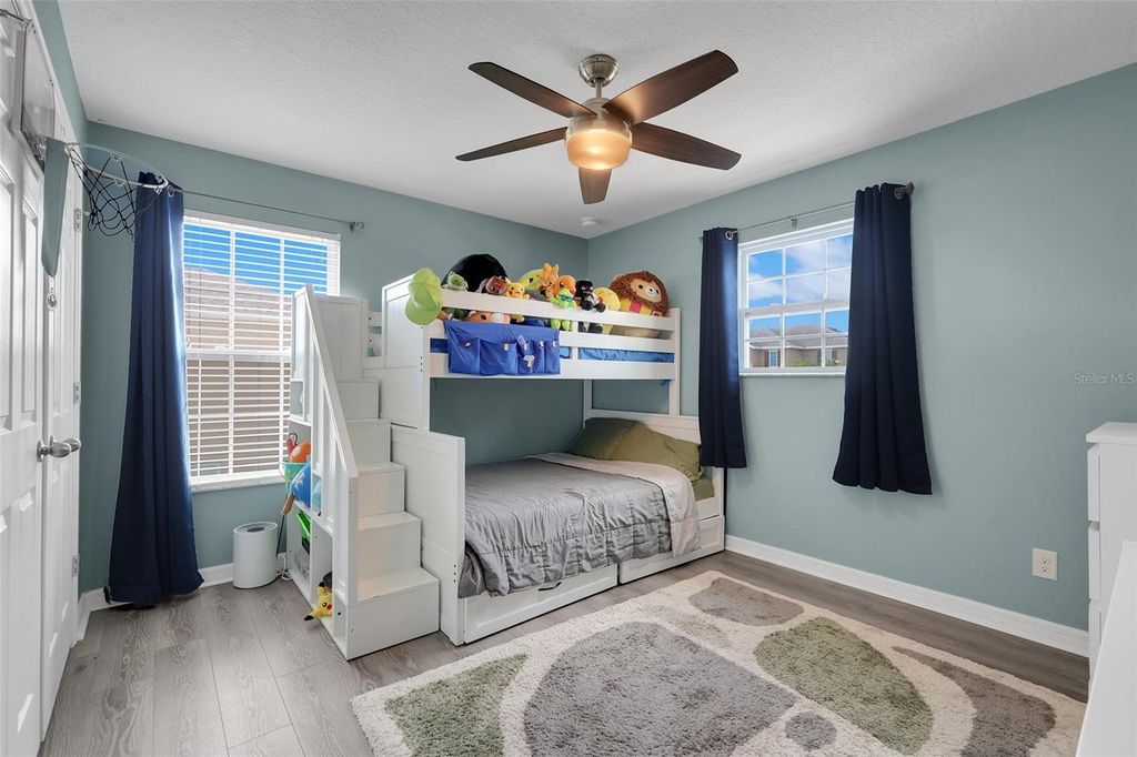 Image 43 of property listing at 693 BLACK EAGLE DRIVE, Groveland, FL 34736