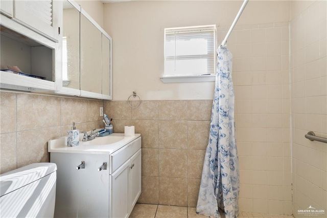 323 S 20th Street, Edinburg, TX 78539