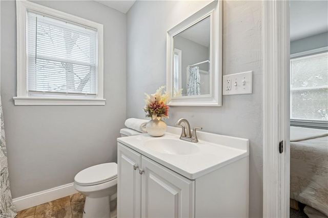 121 Cambridge PL, Hampton, VA 23669