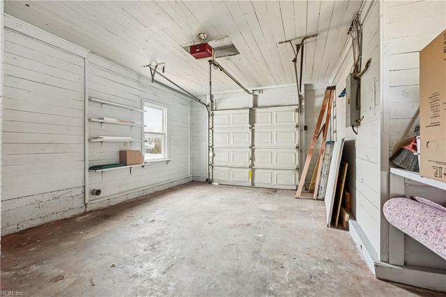 121 Cambridge PL, Hampton, VA 23669